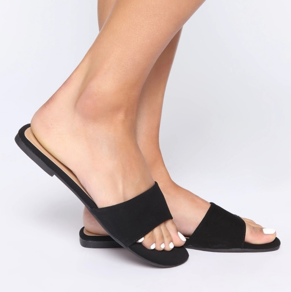 Persuade Me Sandals